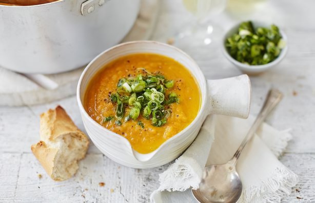 Горячий овощной суп Горячий овощной суп