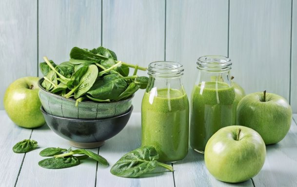 Яблочный смузи со шпинатом Яблочный смузи со шпинатом