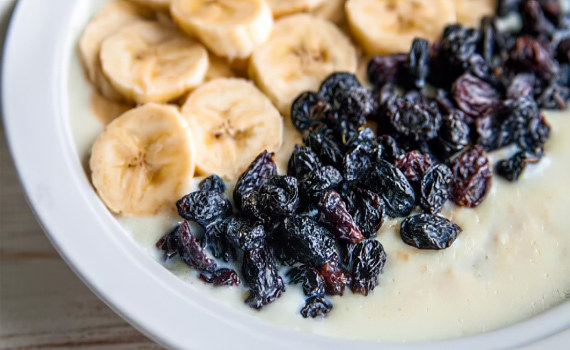 изюмом и бананами изюмом и бананами