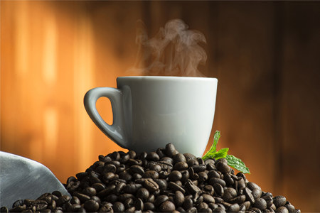 Оказывает бодрящий эффект Оказывает бодрящий эффект