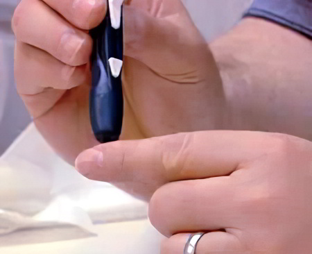 Замер глюкозы в крови Замер глюкозы в крови