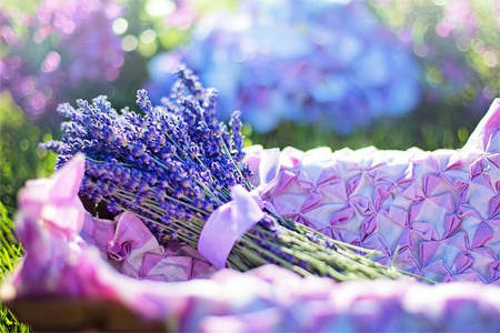 Помогает справиться с тревожностью Помогает справиться с тревожностью