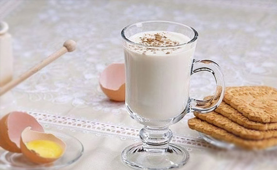 Из молока и яйца Из молока и яйца