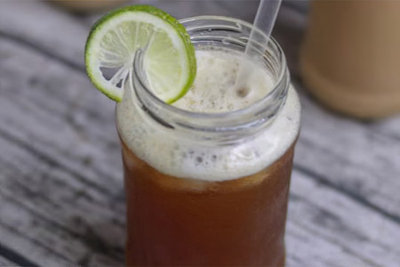 Холодный кофе с цитрусовым вкусом Холодный кофе с цитрусовым вкусом