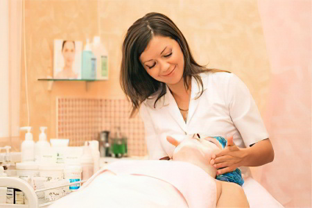 Методы диагностики, которые применяет косметолог Методы диагностики, которые применяет косметолог