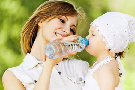 Рвота у ребёнка без температуры и поноса Рвота у ребёнка без температуры и поноса