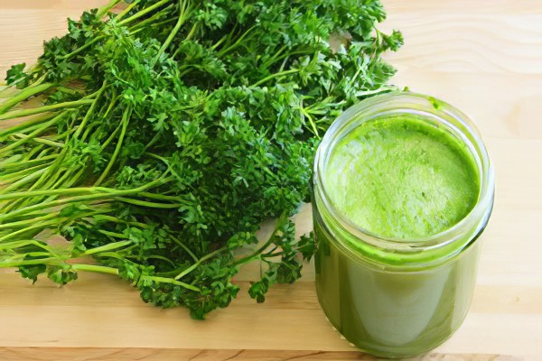 Сок петрушки< Сок петрушки<