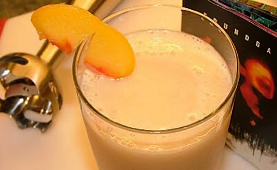 Из персиков и банана Из персиков и банана