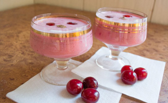 С вишней С вишней